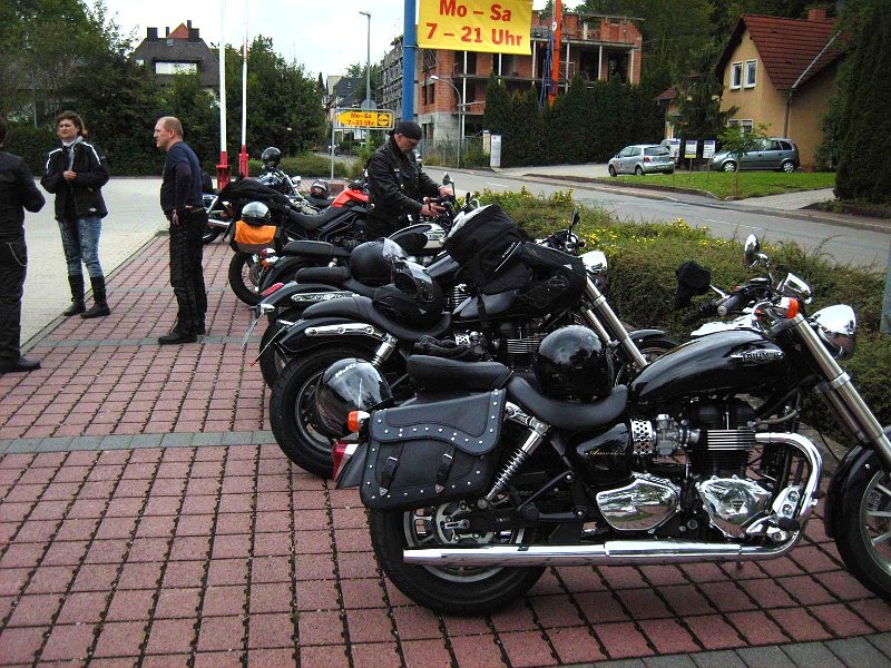f125t5853p57572n12.jpg