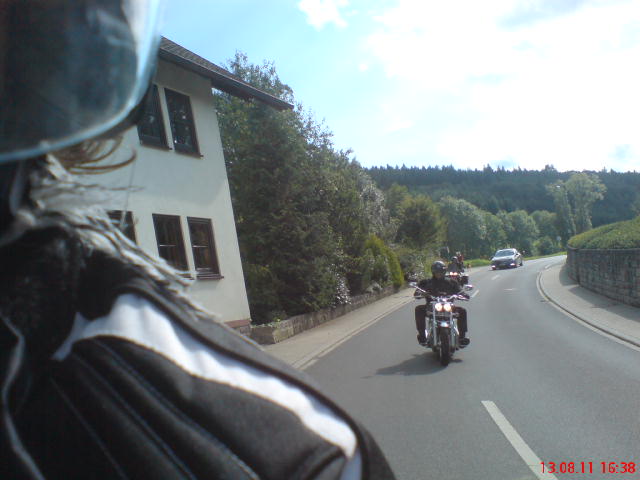 f125t5853p57720n3.jpg